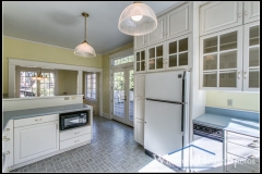 Kitchen, 715 15th Street, Bellingham, WA. © 2016 Mark Turner