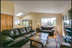 Living room, 2618 Erie St., Bellingham, WA. © 2016 Mark Turner
