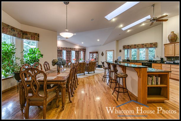 Great room dining area and kitchen